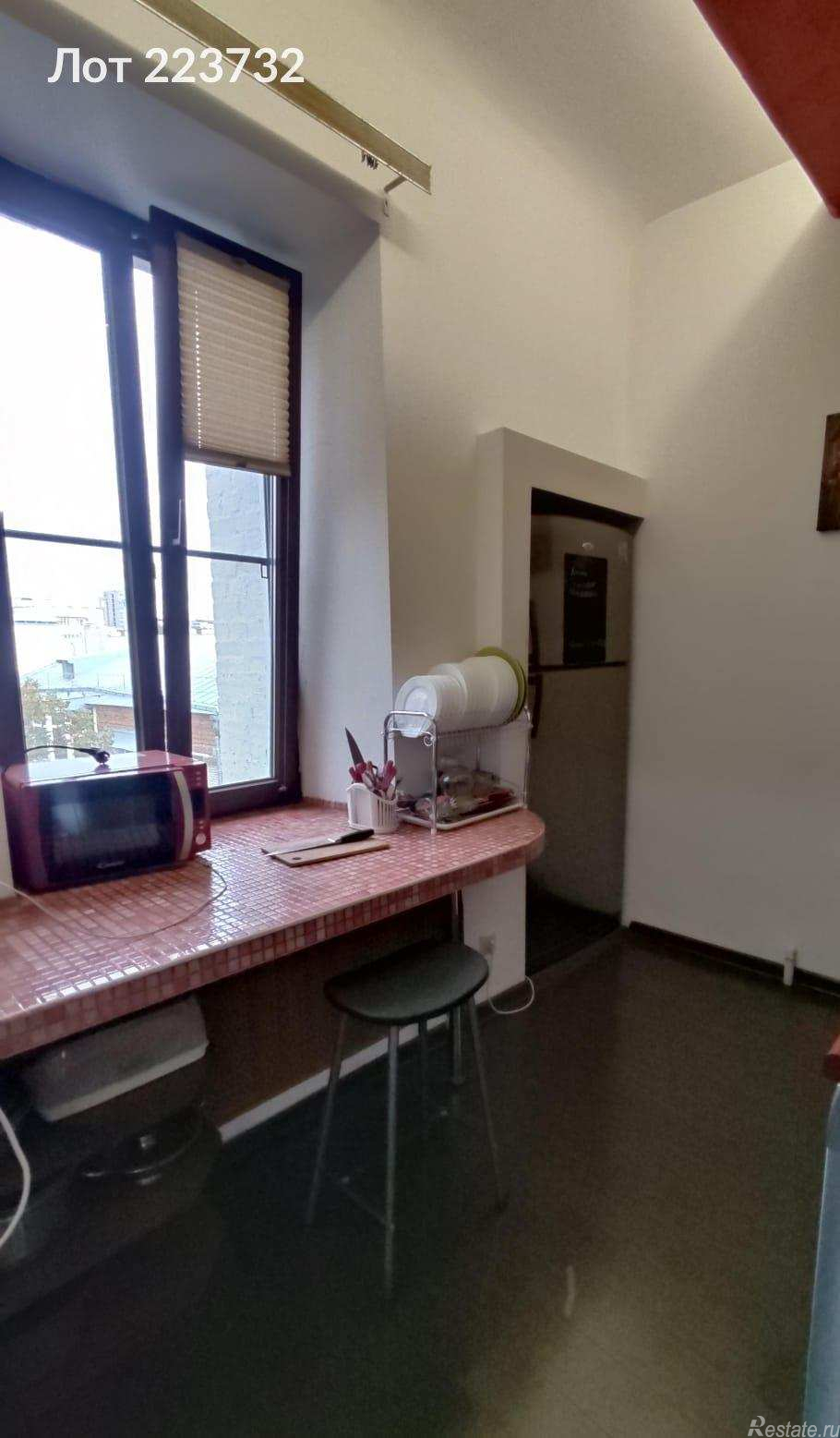 Продажа 4-комн квартиры на вторичном рынке Россия, Маленковская улица, 7,  д. 7