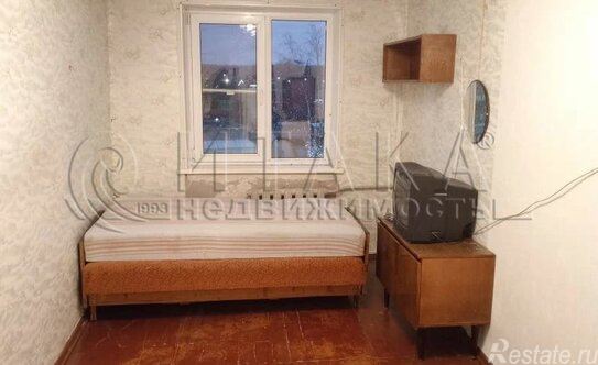 Продажа 2-комн квартиры на вторичном рынке Кингисепп г, Театральная ул,  д. 10Б