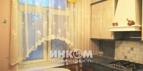 2-комн квартира улица Чистова,  д. 9/19