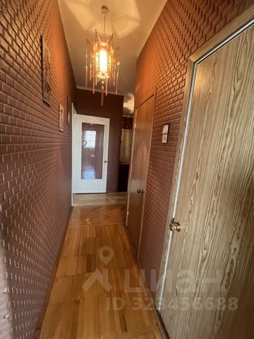 Продажа 3-комн квартиры на вторичном рынке Истринская улица, 10К2