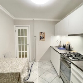 Аренда 3-комн квартиры на вторичном рынке Квесисская 2-я ул,  д. 23