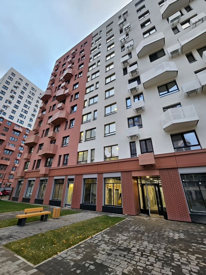 Продажа 2-комн квартиры на вторичном рынке д. Коробово, улица Взлетная, 2