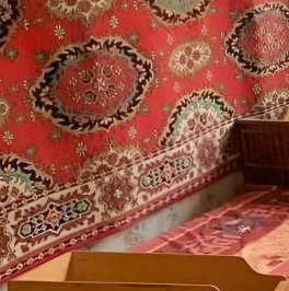 Продажа 3-комн квартиры на вторичном рынке пос. Оредеж, улица Карла Маркса, 10А