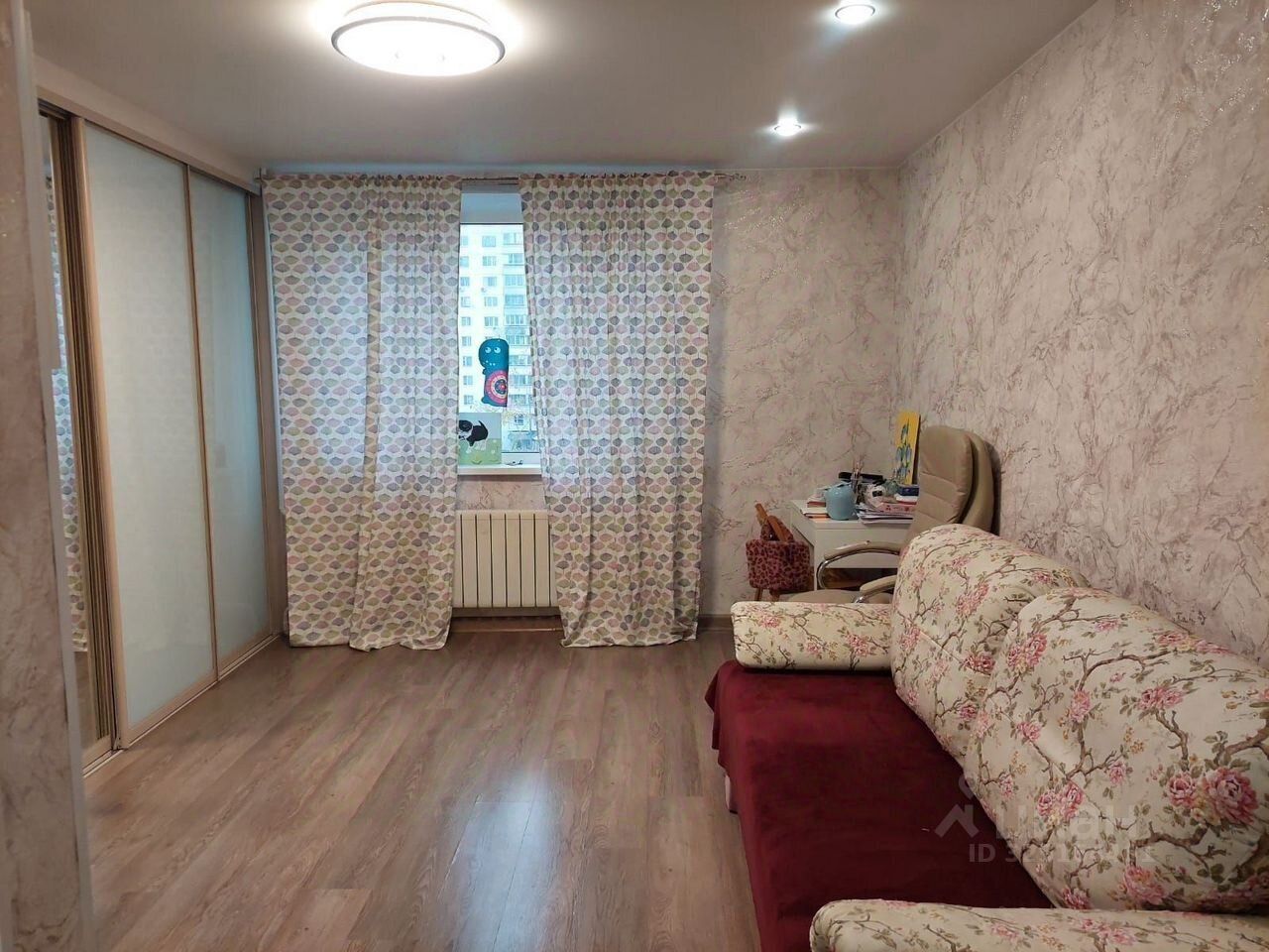 Продажа 2-комн квартиры на вторичном рынке Большая Очаковская улица, 28
