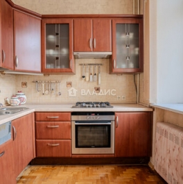 Продажа 4-комн квартиры на вторичном рынке Люберцы г, 3-е Почтовое отделение ул,  д. 10