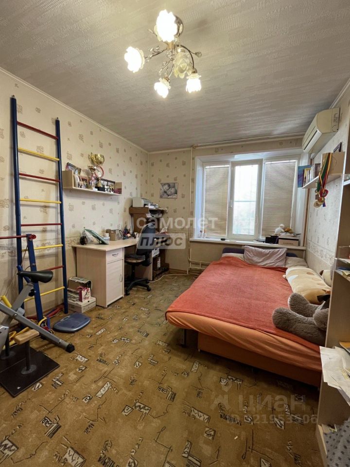 Продажа 3-комн квартиры на вторичном рынке Фруктовая улица, 3кА