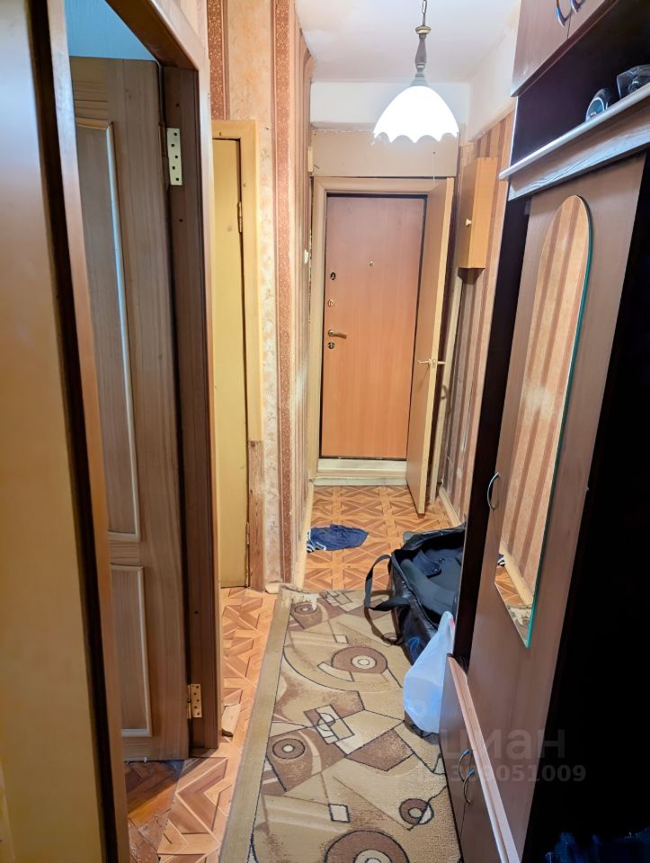 Продажа 2-комн квартиры на вторичном рынке Сиверский городской поселок, улица Военный Городок, 37