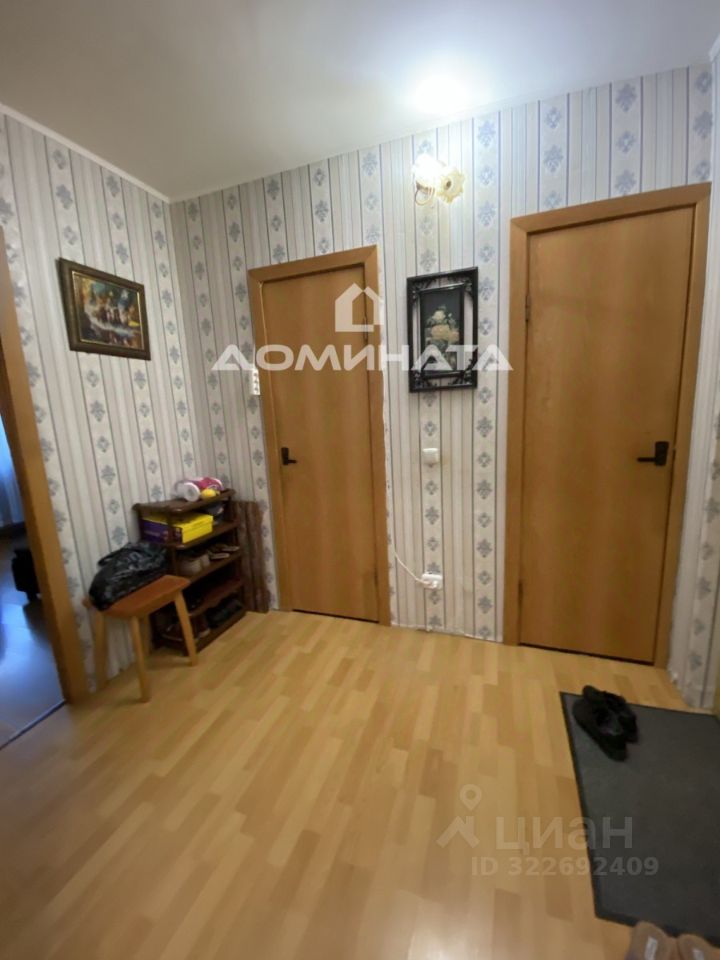 Продажа 3-комн квартиры на вторичном рынке Красное Село, Красногородская улица, 9к2