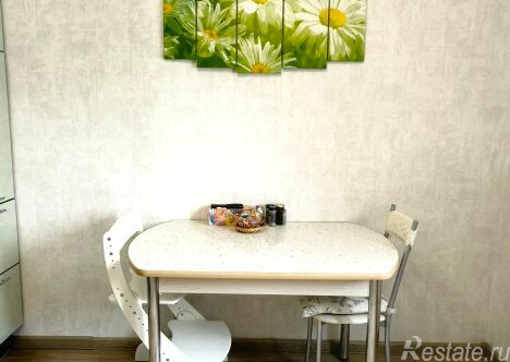 Продажа 2-комн квартиры на вторичном рынке Скобелевская улица,  д. 1 к1