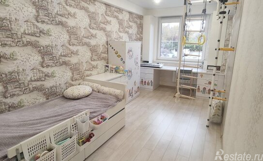 Продажа 2-комн квартиры на вторичном рынке Сходня, Железнодорожная улица,  д. 33 к2