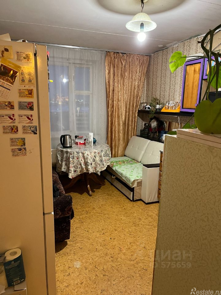 Продажа 1-комн квартиры на вторичном рынке Алма-Атинская улица,  д. 7 к2