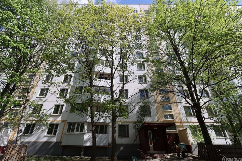 Продажа 3-комн квартиры на вторичном рынке 50 лет Октября ул,  д. 29