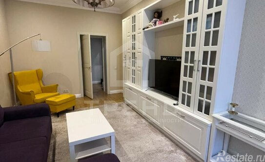 Продажа 3-комн квартиры на вторичном рынке Варшавская ул,  д. 46