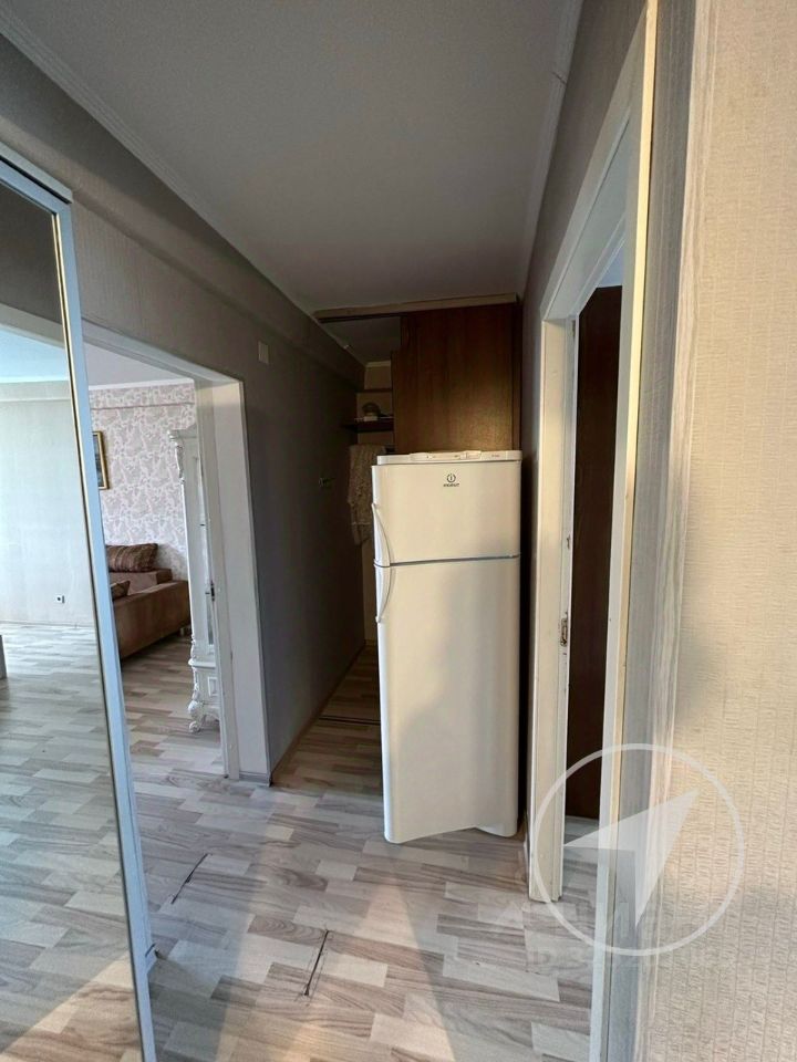 Продажа 2-комн квартиры на вторичном рынке улица Крыленко, 21К2