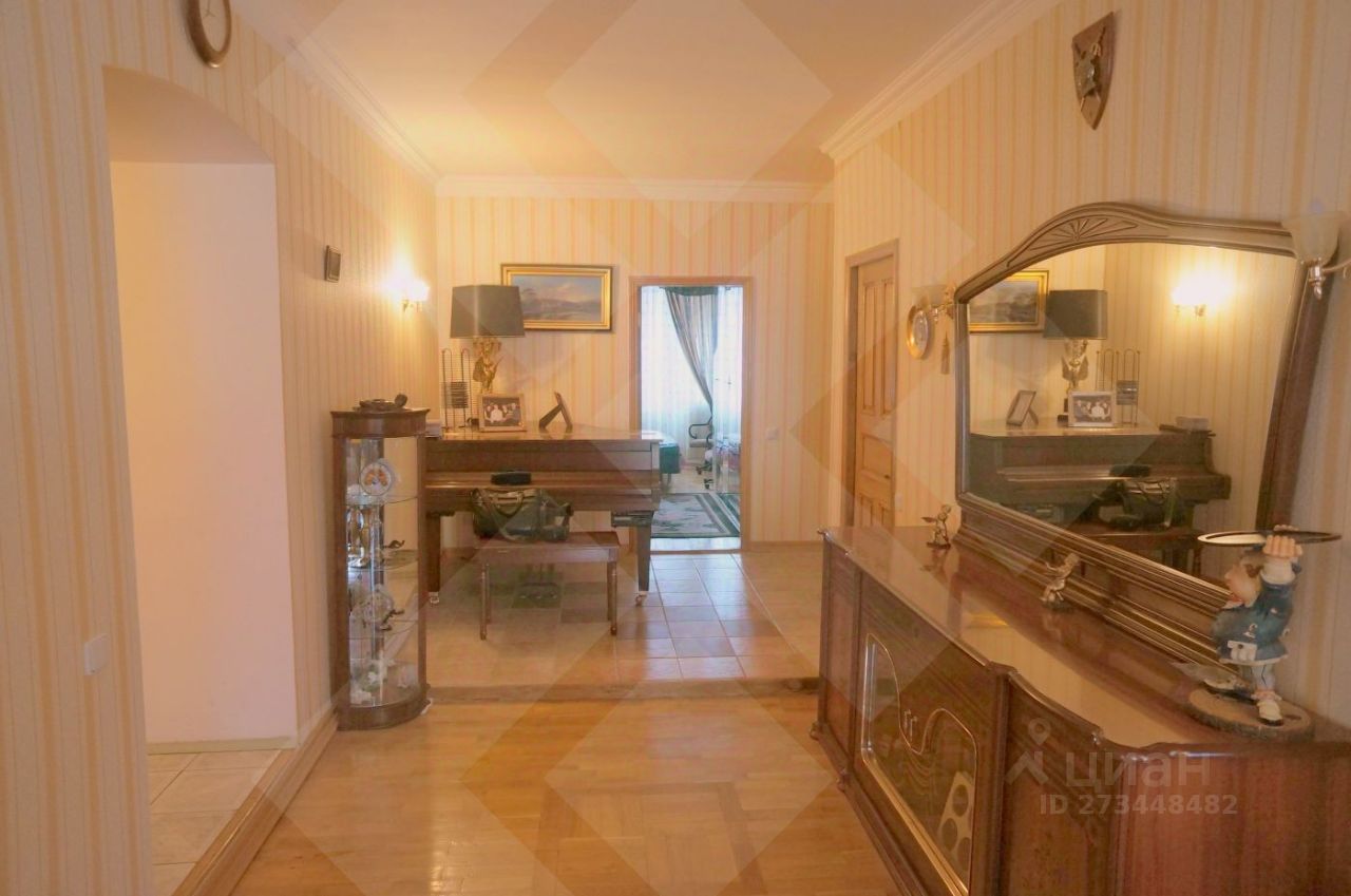 Продажа 4-комн квартиры на вторичном рынке улица Вавилова, 97