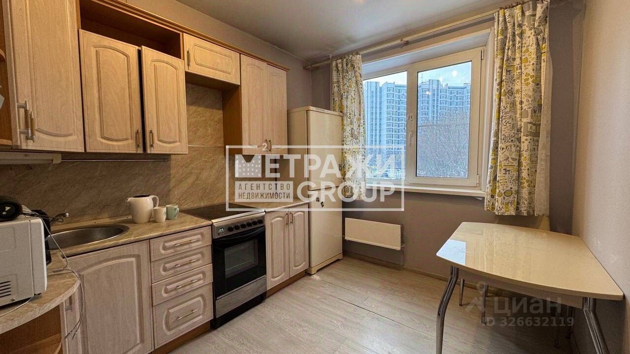 Продажа 2-комн квартиры на вторичном рынке Королев, проспект Космонавтов, 20/35