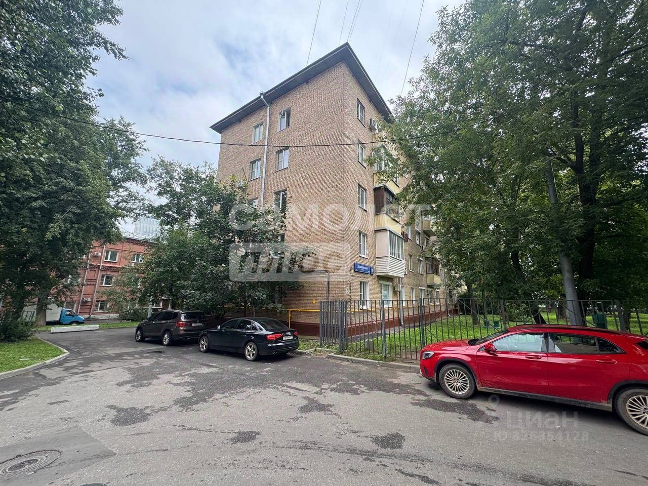 Продажа 2-комн квартиры на вторичном рынке Дубининская улица, 19