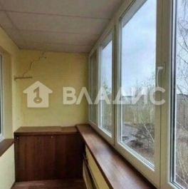 Продажа 2-комн квартиры на вторичном рынке ул Взлётная,  д. 13