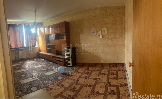 Продажа 2-комн квартиры на вторичном рынке Россошанская улица,  д. 3 к2