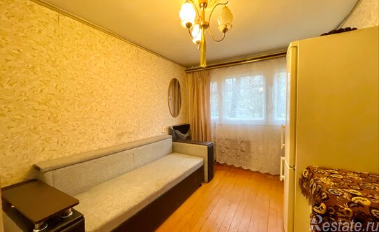 Продажа 3-комн квартиры на вторичном рынке улица Тамбасова,  д. 8 к1