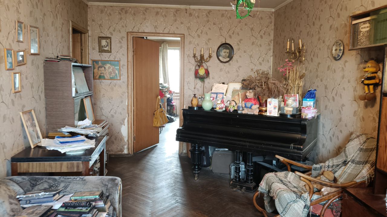 Продажа 3-комн квартиры на вторичном рынке 2-я Пугачевская улица, 8К5