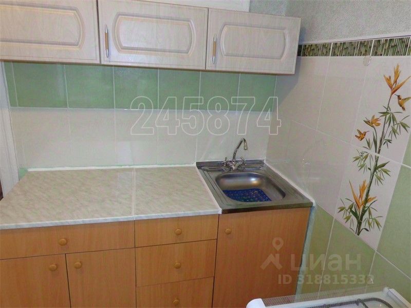 Аренда 2-комн квартиры на вторичном рынке Верхняя Первомайская улица, 2/32