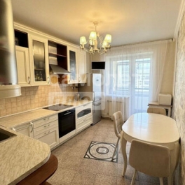 Продажа 3-комн квартиры на вторичном рынке улица Милашенкова,  д. 1