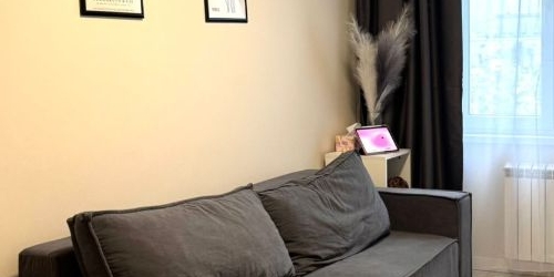 2-комн квартира улица Генерала Антонова, 5К1