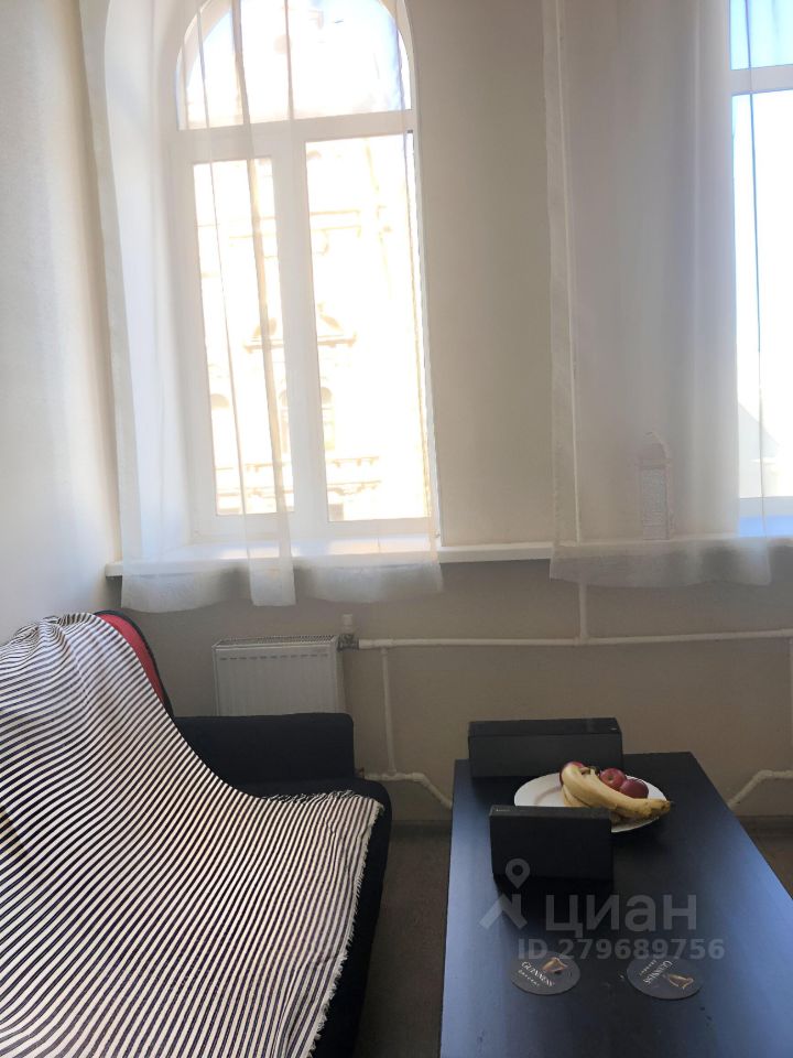 Продажа 5-комн квартиры на вторичном рынке Кирочная улица, 11