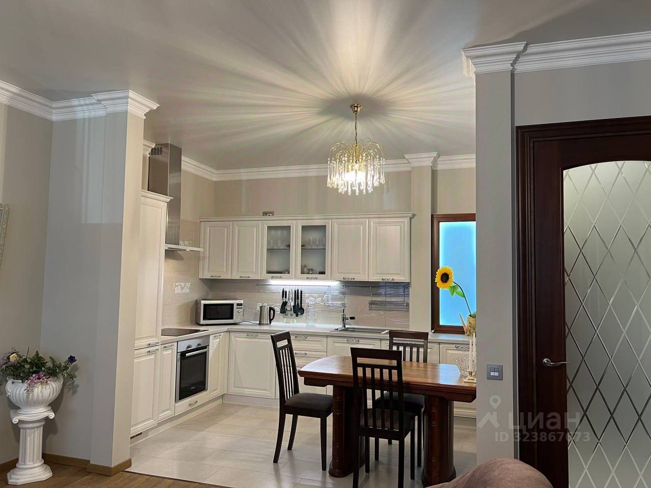 Аренда 2-комн квартиры на вторичном рынке Кирочная улица, 31к2