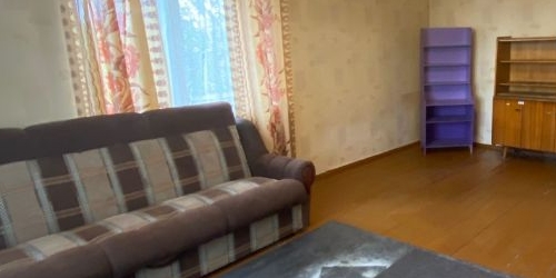 Комната пос. Стрельна, улица Лодыгина, 10/8