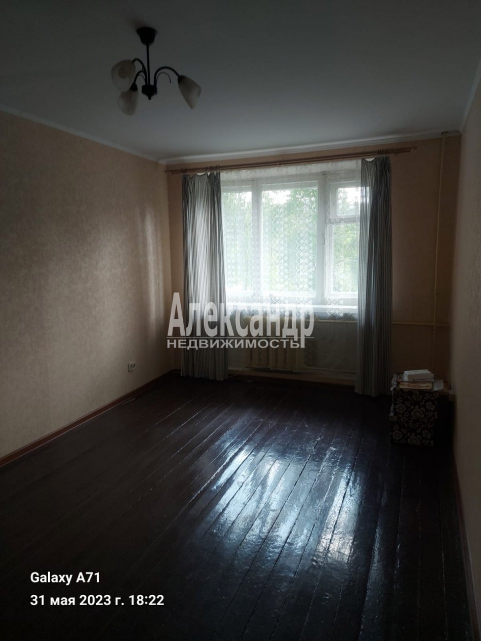 Продажа 2-комн квартиры на вторичном рынке Первомайское 1-е пос.,  д. 2