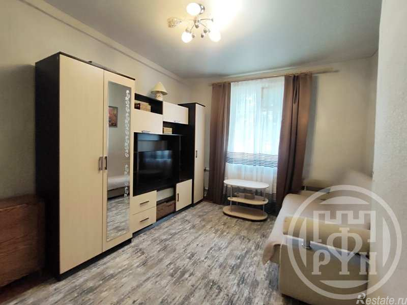 Продажа 2-комн квартиры на вторичном рынке Кировск г., Победы ул. ,  д. 3