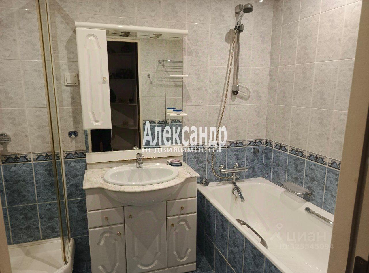 Продажа 4-комн квартиры на вторичном рынке Казанская улица, 45