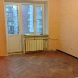 Продажа 3-комн квартиры на вторичном рынке Петергоф г, Гостилицкое ш,  д. 21 к1