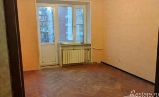 Продажа 3-комн квартиры на вторичном рынке Петергоф г, Гостилицкое ш,  д. 21 к1