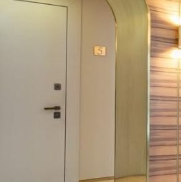 Продажа 5-комн квартиры на вторичном рынке Газетный переулок, 13с2