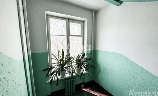 Продажа 2-комн квартиры на вторичном рынке Гданьская улица,  д. 11