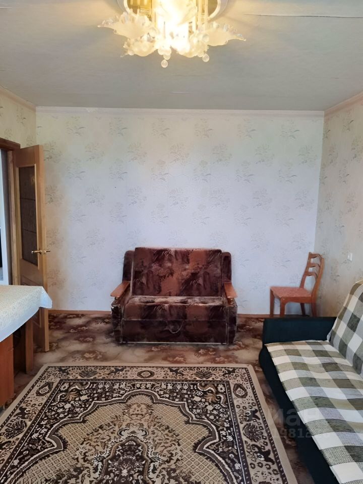 Продажа 2-комн квартиры на вторичном рынке Сходня мкр, Вишневая улица, 12