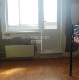 Продажа 2-комн квартиры на вторичном рынке улица Маршала Савицкого,  д. 30