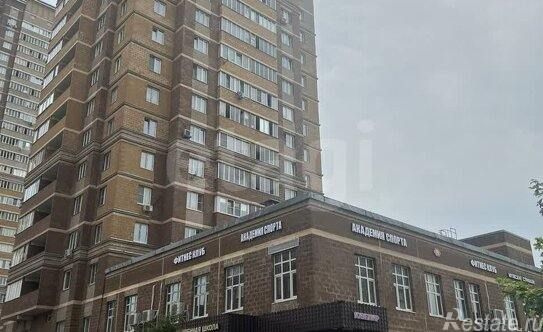 Продажа 3-комн квартиры на вторичном рынке Кузнечики, ул Генерала Смирнова,  д. 4