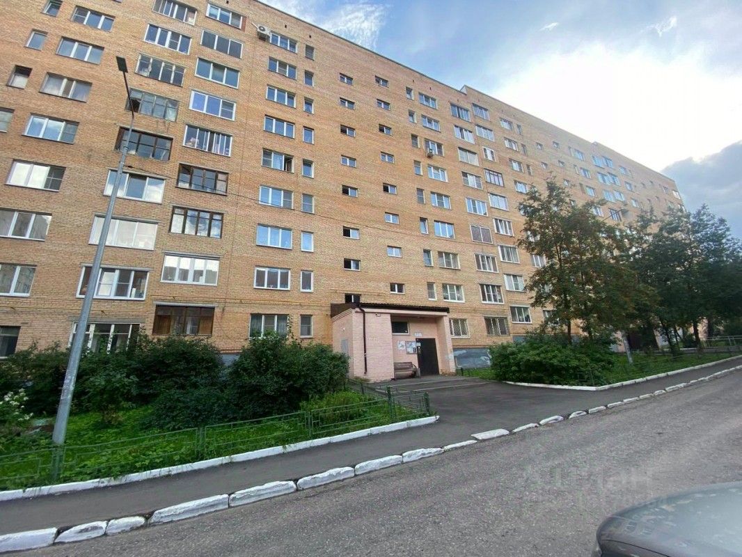 Продажа 3-комн квартиры на вторичном рынке Сергиев Посад, Воробьевская улица, 10