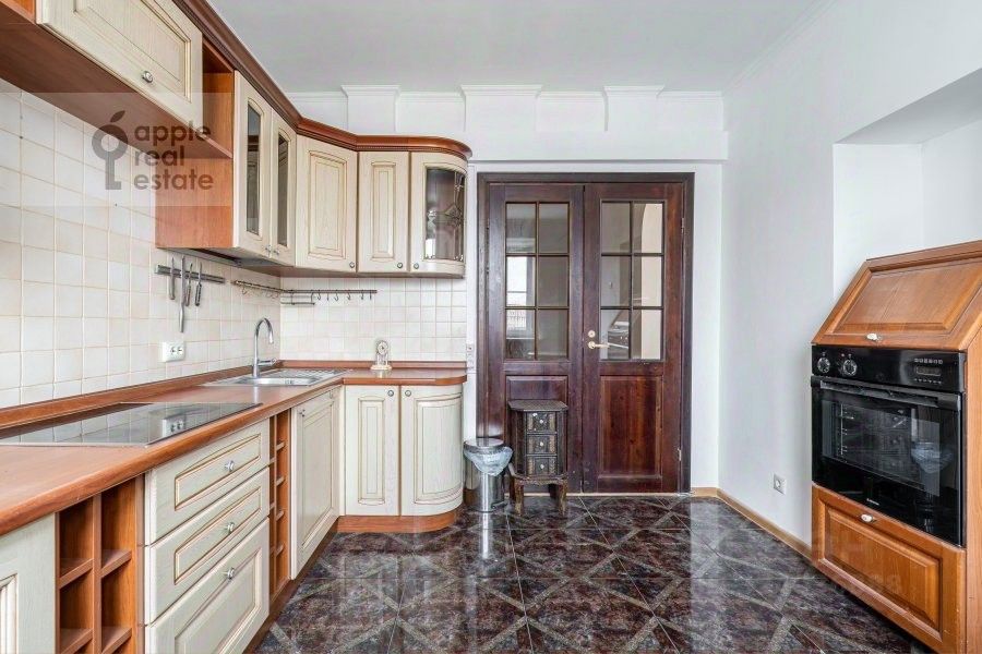 Продажа 3-комн квартиры на вторичном рынке Долгоруковская улица, 40