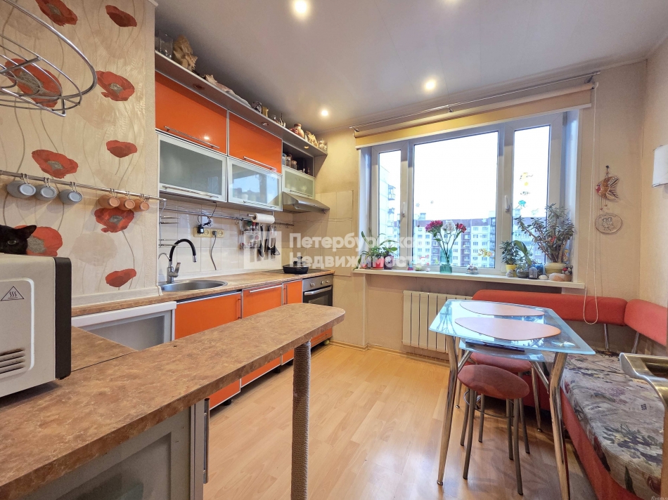 Продажа 2-комн квартиры на вторичном рынке Суздальский пр-кт,  д. 2