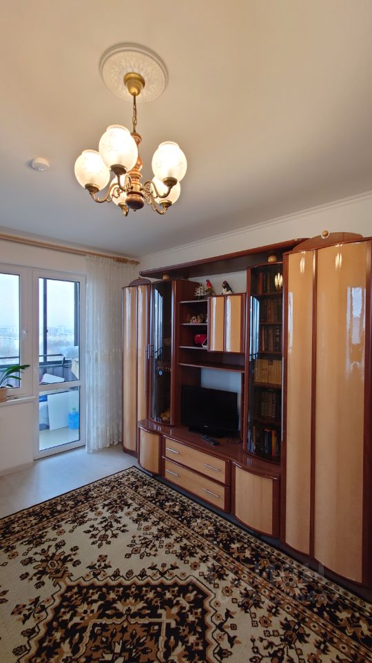 Аренда 2-комн квартиры на вторичном рынке Изумрудная улица, 24К1