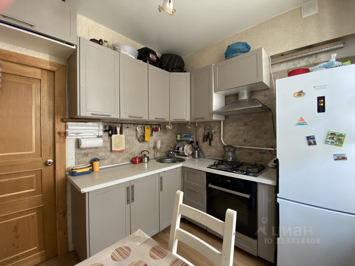 Продажа 2-комн квартиры на вторичном рынке улица Боженко, 10К1