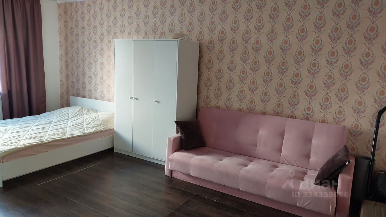 Продажа 1-комн квартиры на вторичном рынке пос. Бугры, бульвар Воронцовский, 5к1