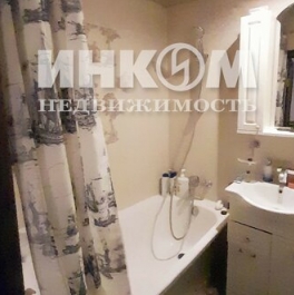 Аренда 3-комн квартиры на вторичном рынке ул Инициативная,  д. 8,  к. 1