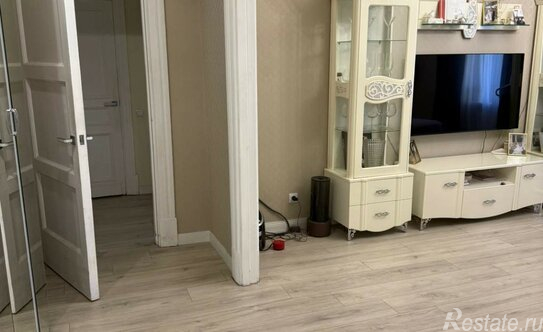 Продажа 2-комн квартиры на вторичном рынке Магеллана пр-т,  д. 8