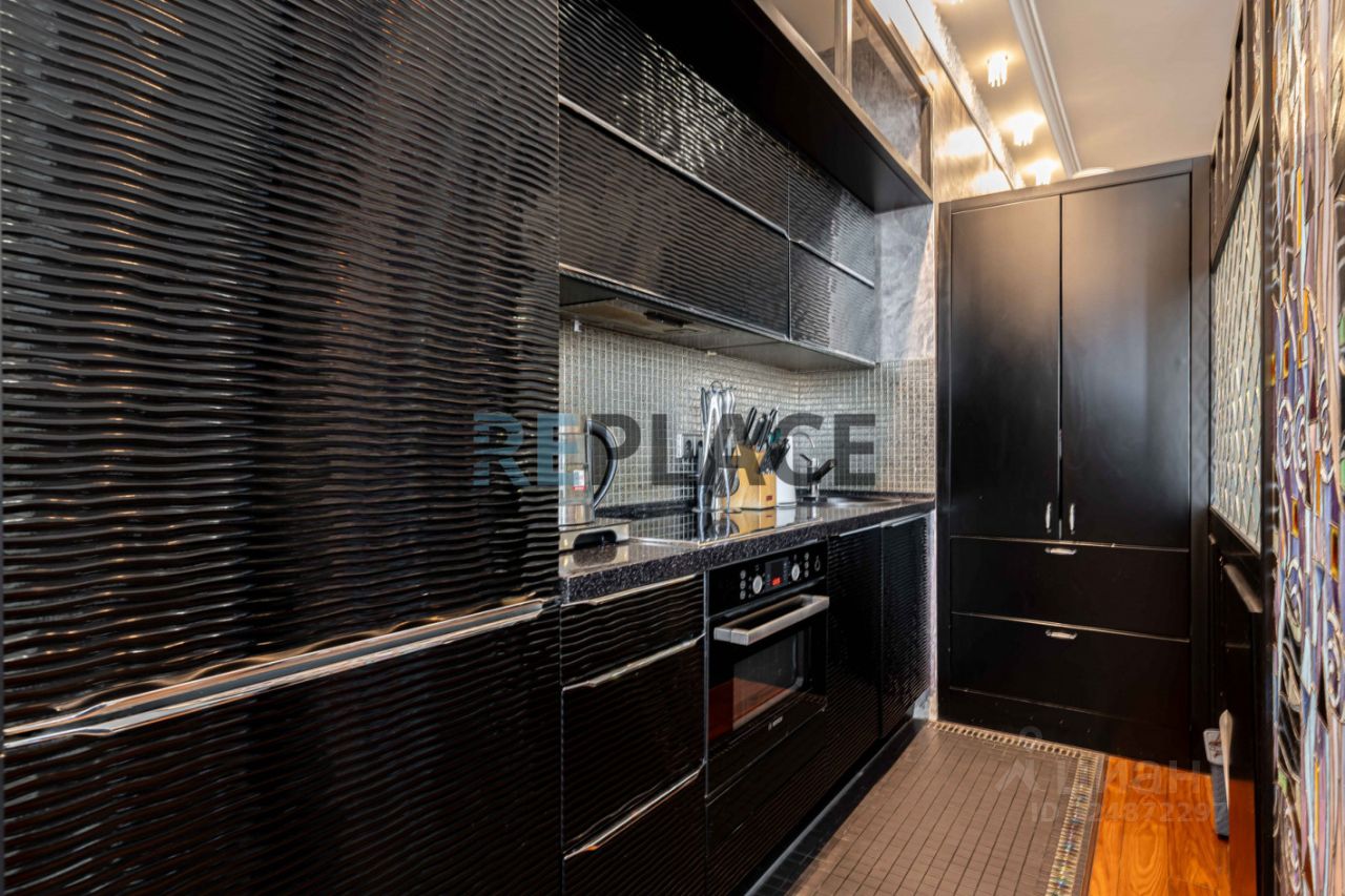 Продажа 5-комн квартиры на вторичном рынке улица Талалихина, 8